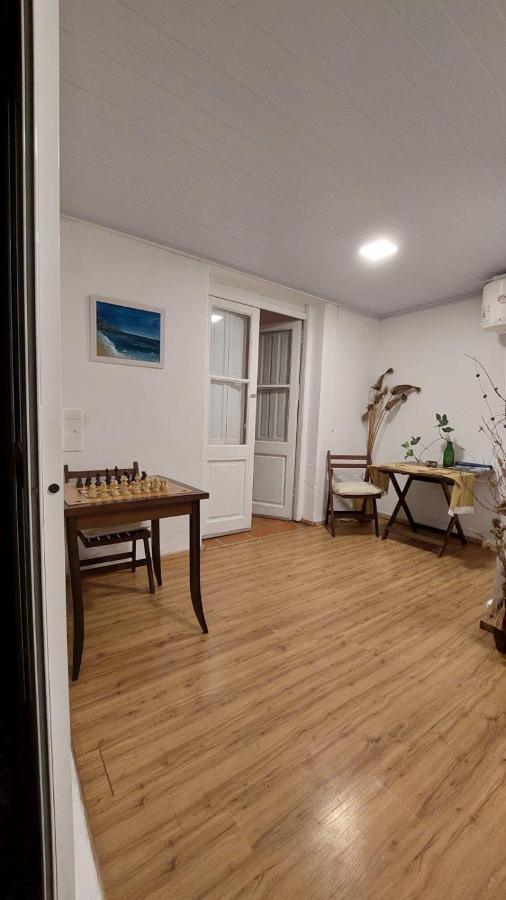 Хостел Casa Calma Колония-дель-Сакраменто Экстерьер фото