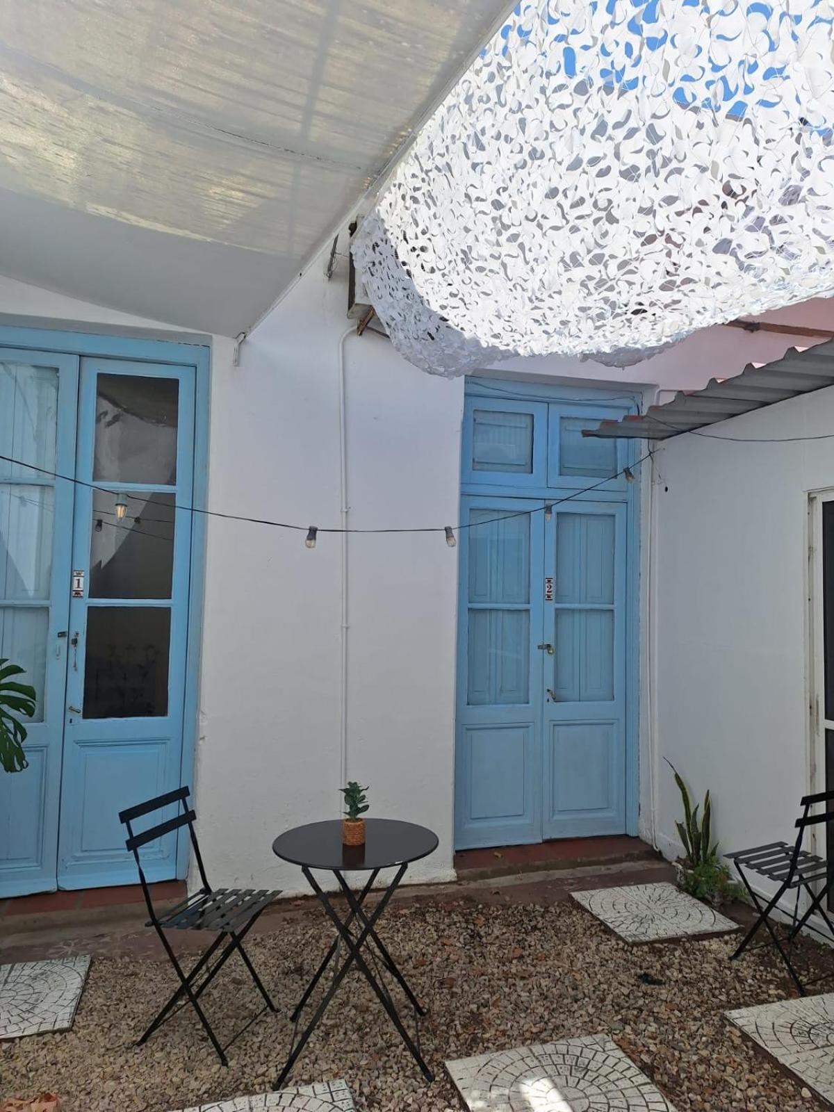 Хостел Casa Calma Колония-дель-Сакраменто Экстерьер фото